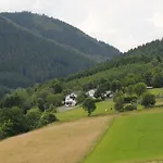 Duempelhof Apartment